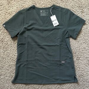 Figs Bonsai Casma Three-Pocket Scrub Top